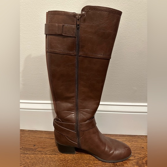 Brown Riding Boots - Picture 3 of 4